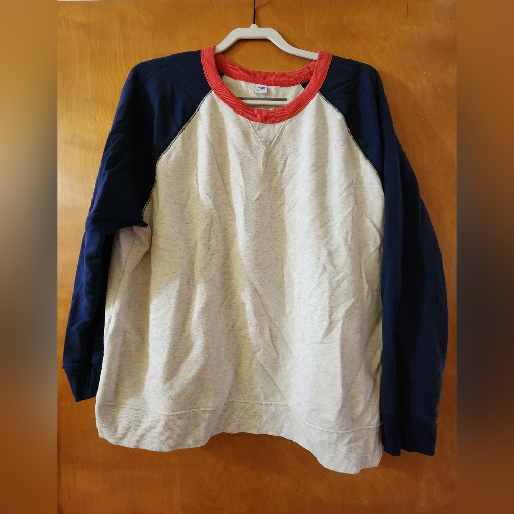 Old Navy Crew Neck Sweatshirt